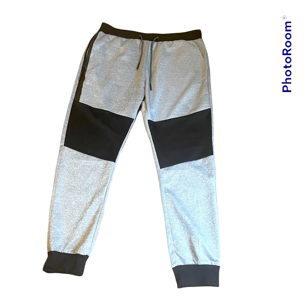 Man sweatpants
